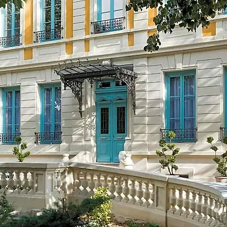 216 B&B